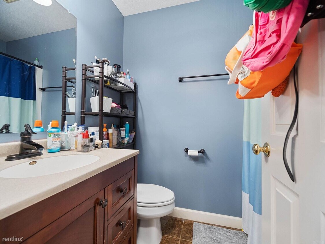 Foto del edificio - 2 br, 2 bath House - 5528 Dennison Drive