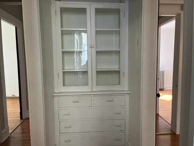 Foto del edificio - 3929 W Addison St