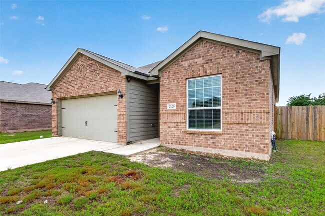 Building Photo - 2112 Mule Ridge Dr