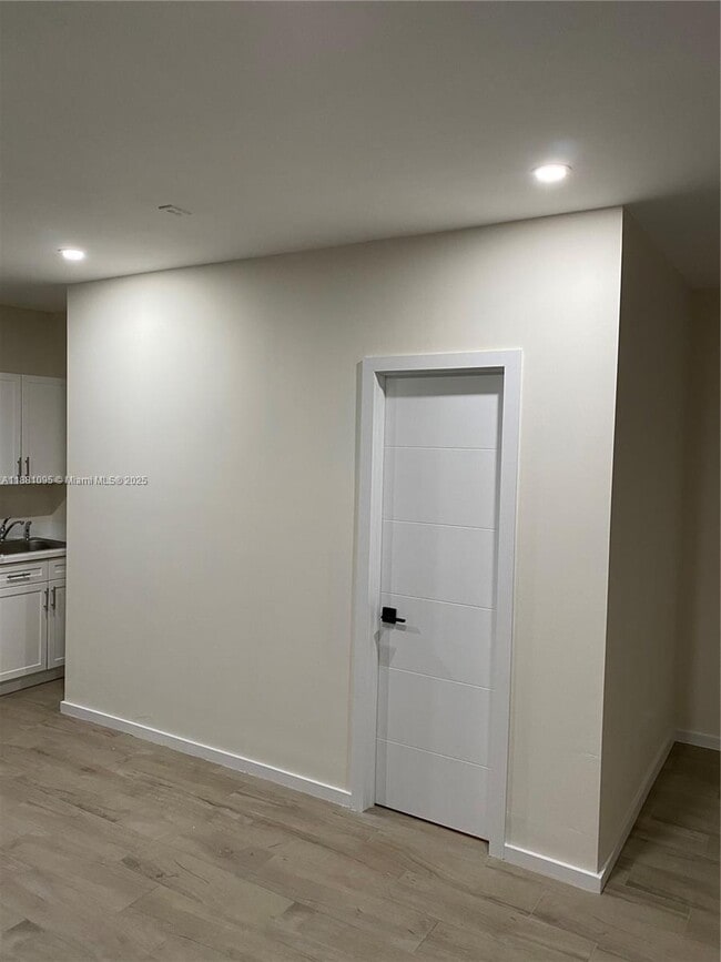 Building Photo - 2422 SW 145th Pl