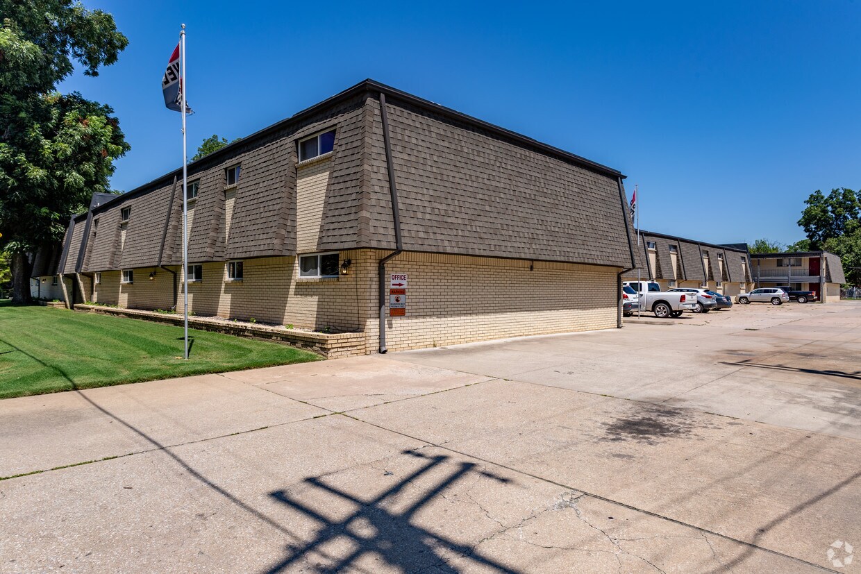 Victor South Apartments Apartments Tulsa, OK