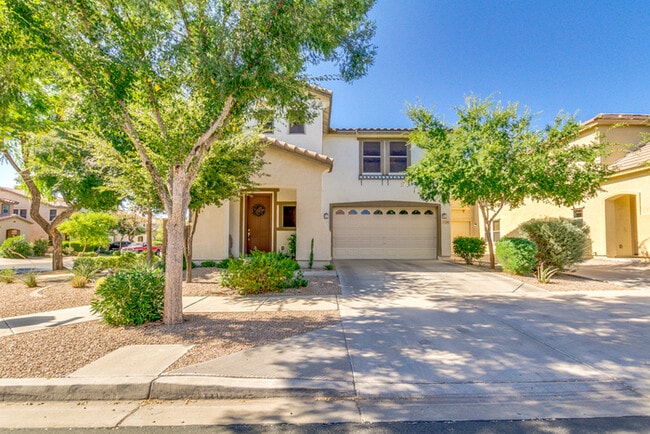 Building Photo - Beautiful 4-Bedroom Home For Rent in Queen...