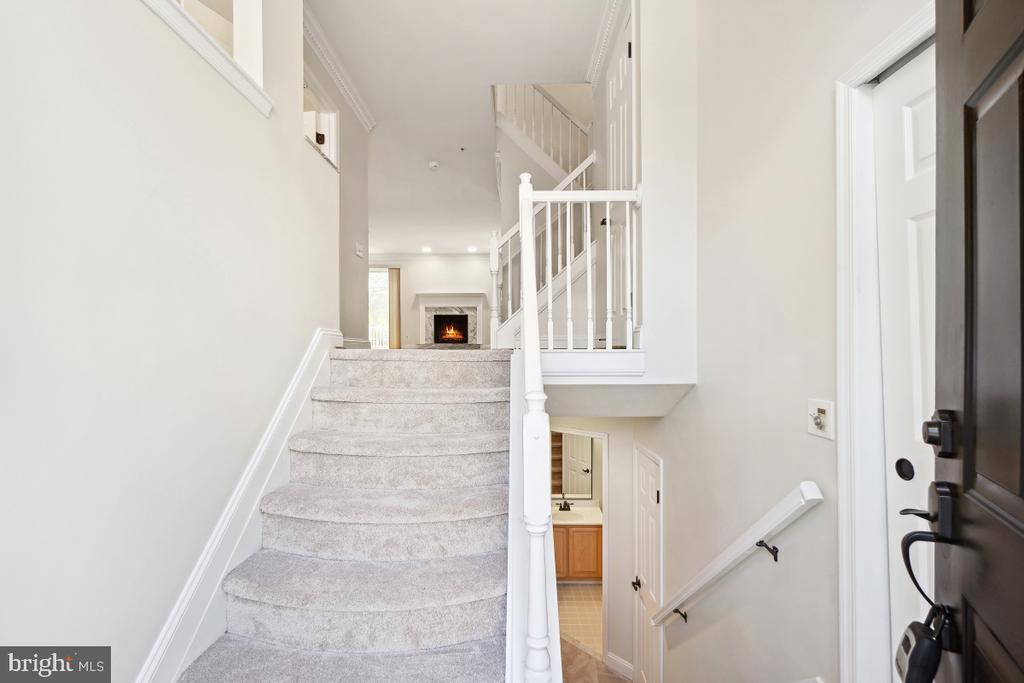 Foto principal - 30 Sterling Ct
