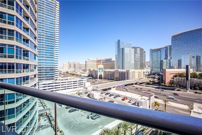 Building Photo - 4575 Dean Martin Dr