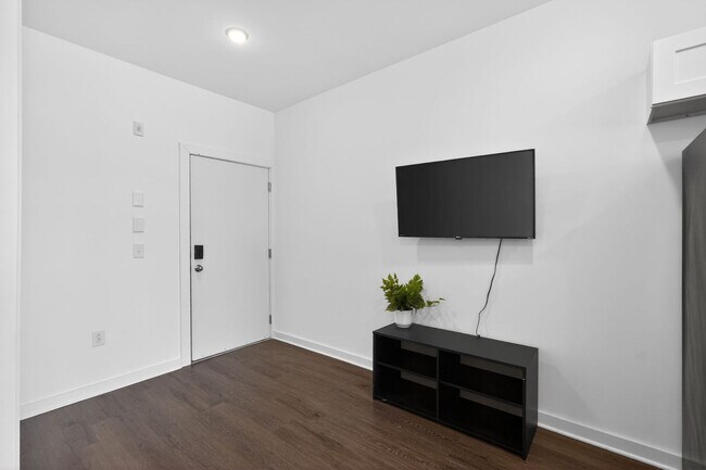 Foto del edificio - 1516 W Girard Ave