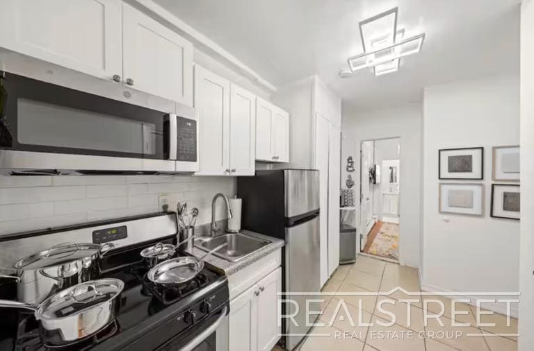 Primary Photo - Modern 2BR/2BA in Prime Chinatown | Quick Access to Midtown & Google HQ