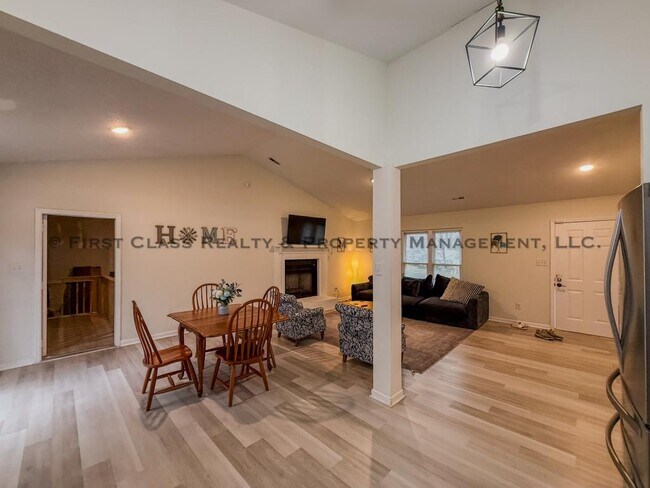 Foto del edificio - 5819 Woodrock Ct