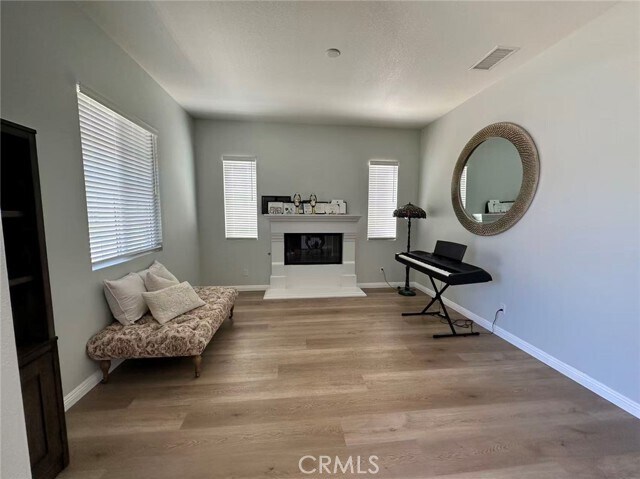 Building Photo - 22276 Silverpointe Loop