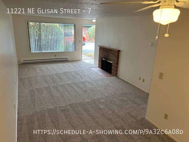 Foto del edificio - Single Level Brick  We Pay Water Sewer & G...