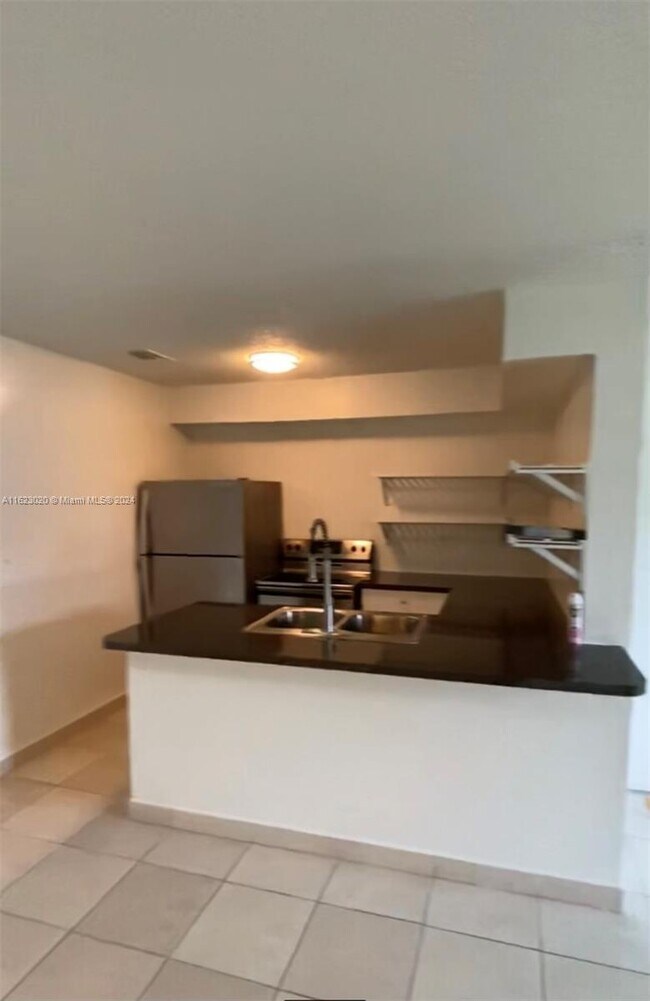 Building Photo - 6740 NW 175th Ln