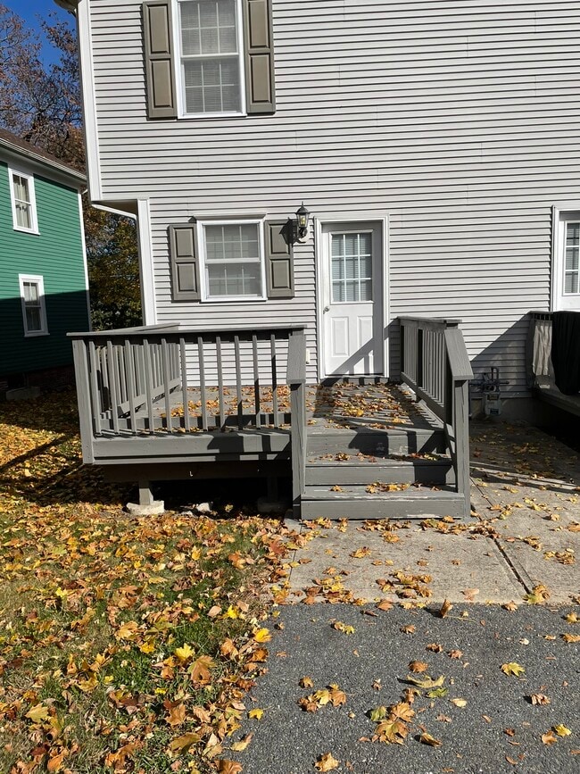 Back Patio - 2020 Palmer Rd