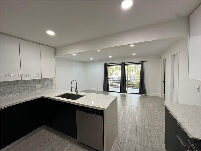 Building Photo - 3199 Coral Hills Dr