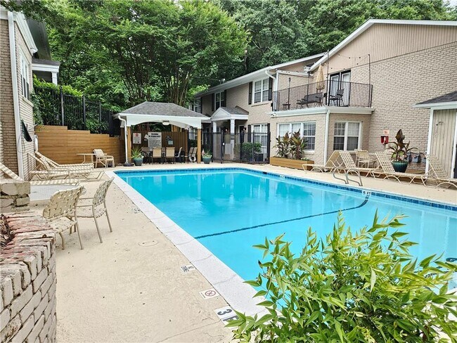 Foto del edificio - 2232 Dunseath Ave NW