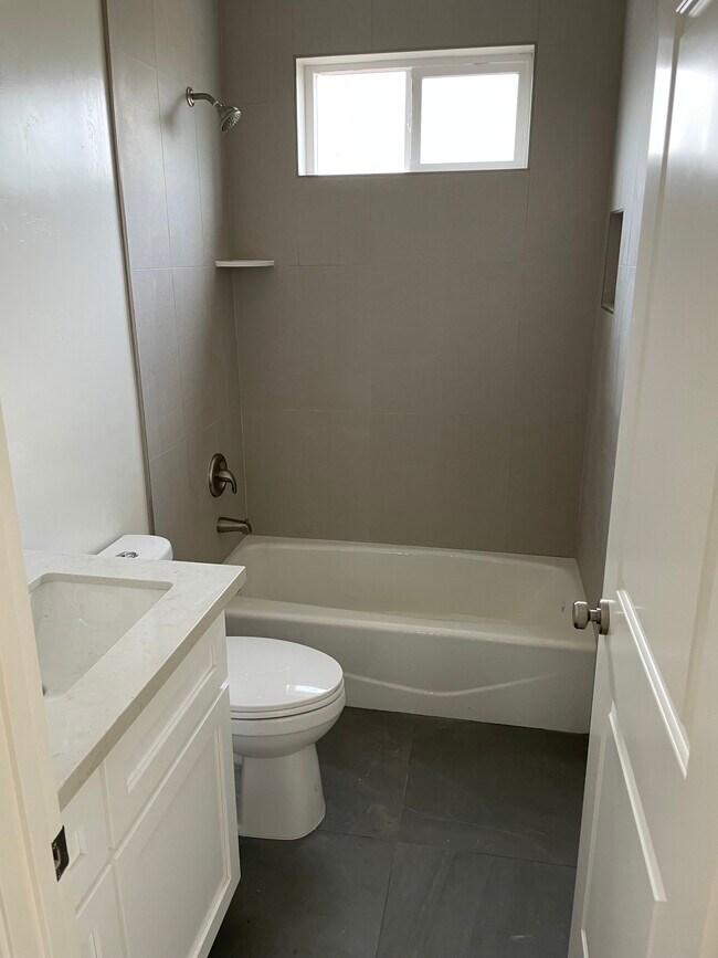 Foto del edificio - 3124 Maryknoll Ct