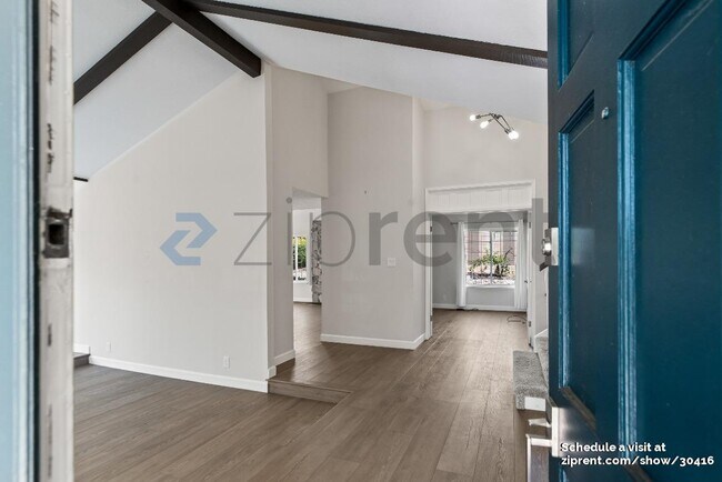 Building Photo - 7795 Olive Dr