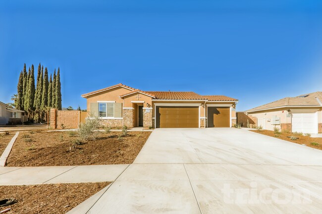 Building Photo - 1734 Lorraine Dr