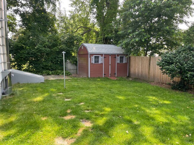 Foto del edificio - Single Family Home For Rent in North Kingstown!