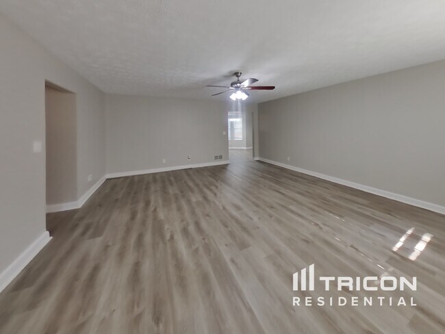 Building Photo - 2252 Margaret Court Lithonia GA