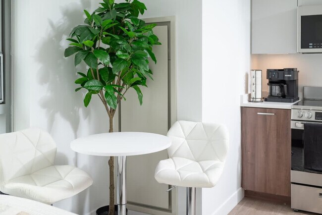 Foto del edificio - 425 Massachusetts Ave