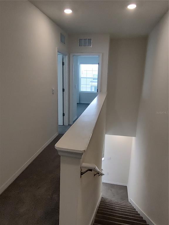 Building Photo - 5270 Dragonfly Dr
