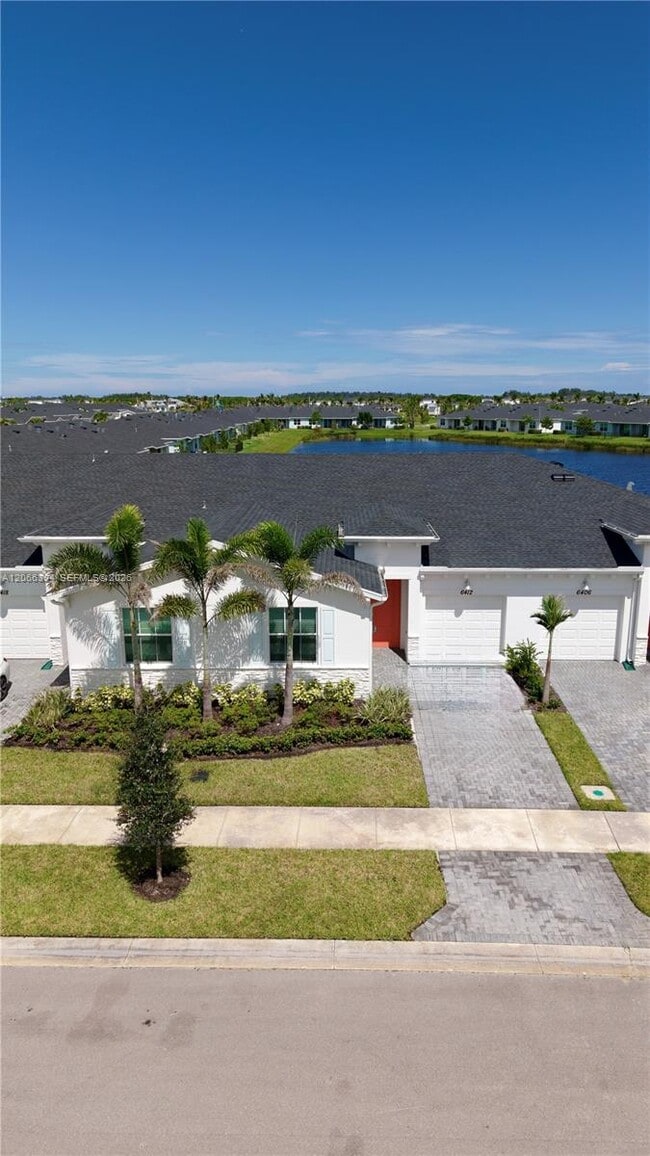 Building Photo - 6412 Seabright Ter