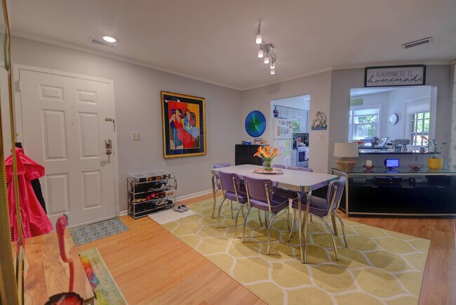 Foto del edificio - 3151 Covewood Ct