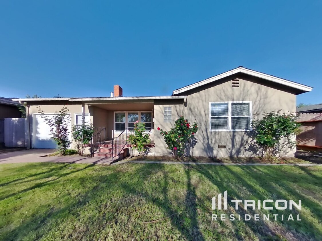Foto principal - 1409 Albany Ave