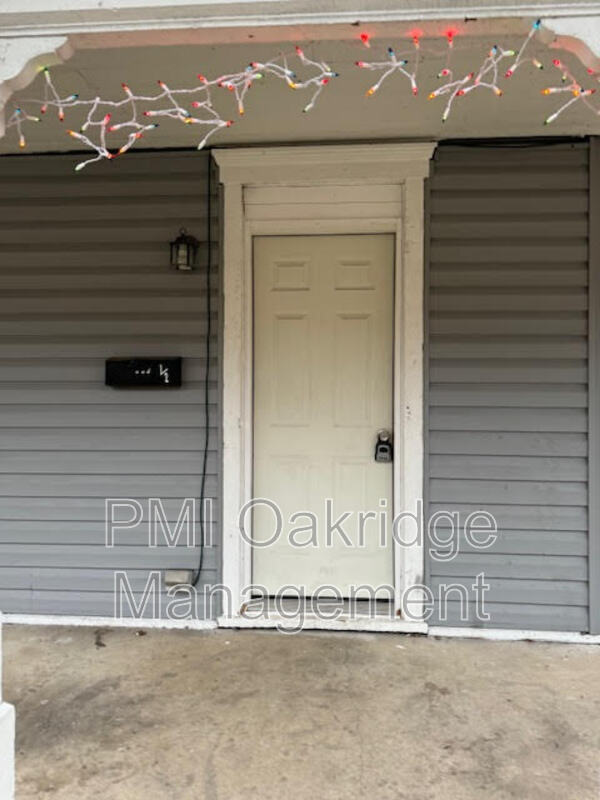 Foto del edificio - 229 1/2 S Wayne St