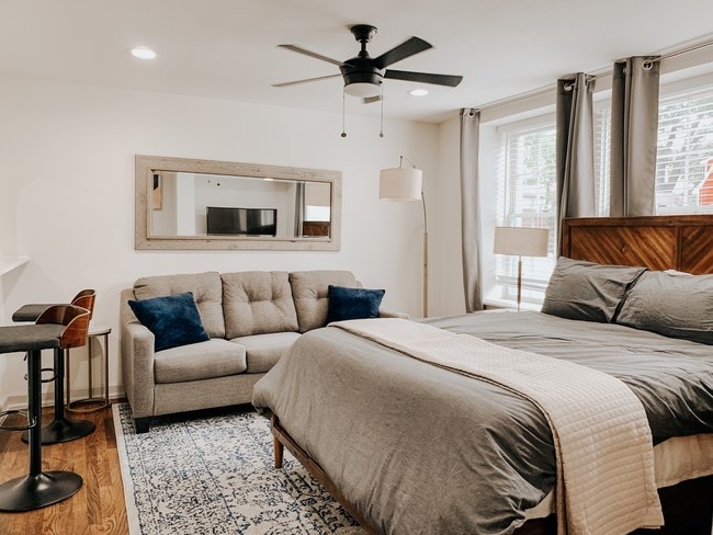Sizeable Living Space - Bella Villa