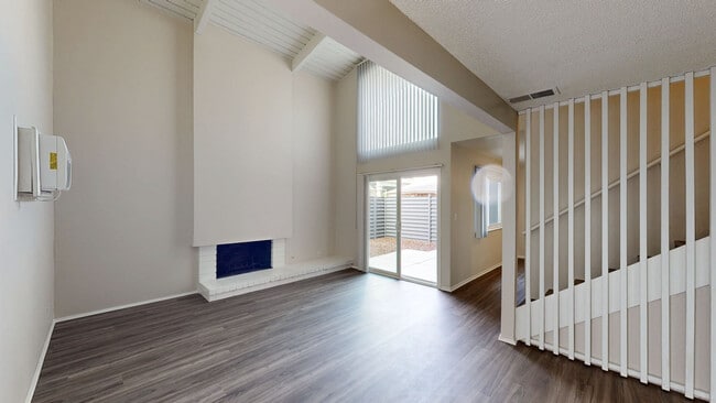 Interior Photo - Harbor at Mesa Verde