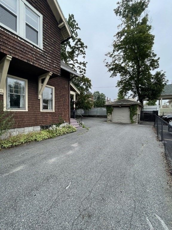 Foto del edificio - 46 Wachusett St