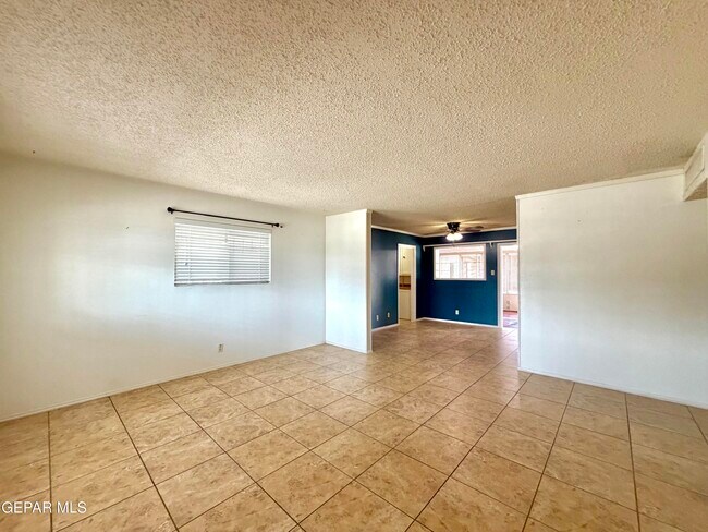 Foto del edificio - 3305 Capella Ave