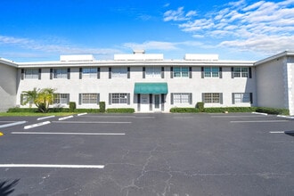 Building Photo - 299 SW 7th St