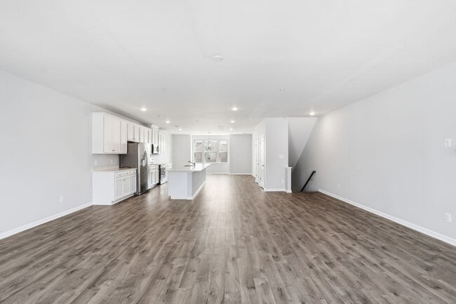 Foto del edificio - Experience refined, contemporary living in this nearly new residence designed for both comfort an...