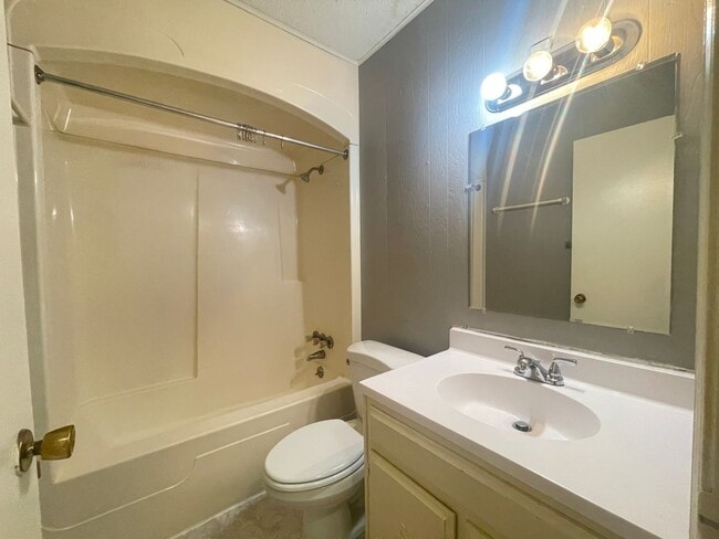 Foto del edificio - 5339 South Hutchinson Ct