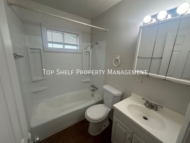 Foto del edificio - 607 E McKinley Ave