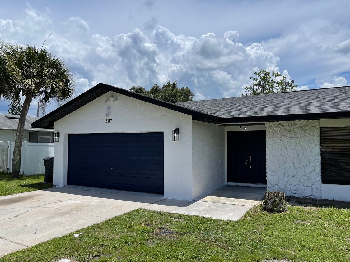 Primary Photo - 567 Bar Dr