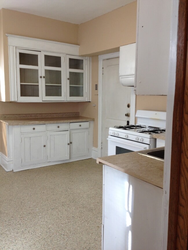 Building Photo - 3204 Minnehaha Ave