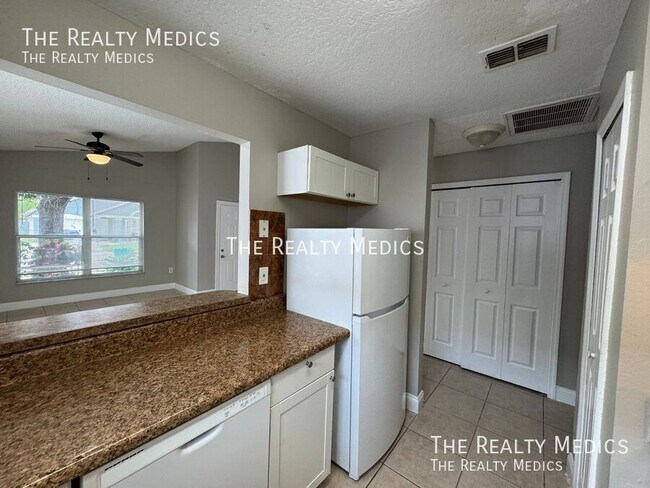 Foto del edificio - 1143 Fremont Park Ave