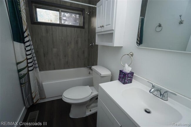 Building Photo - 11012 Jackson St