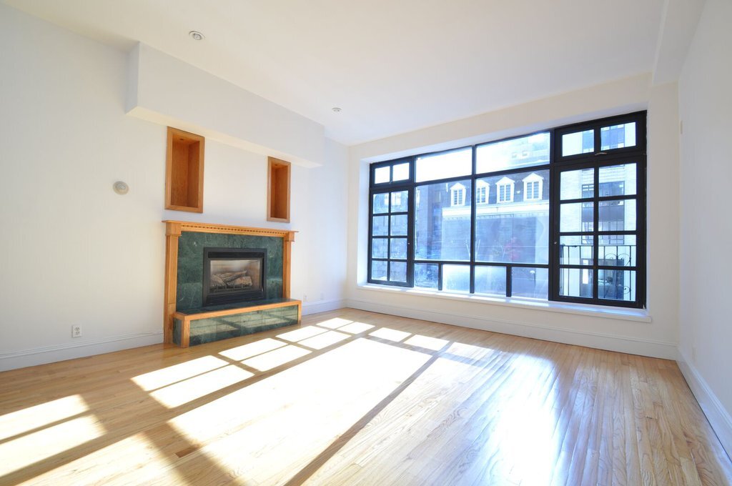 Foto principal - 143 E 57th St