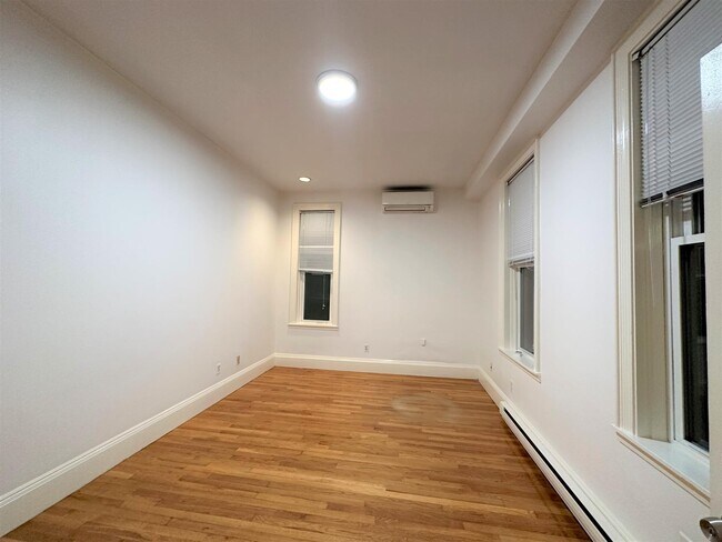 Foto del edificio - 10 Yarmouth St