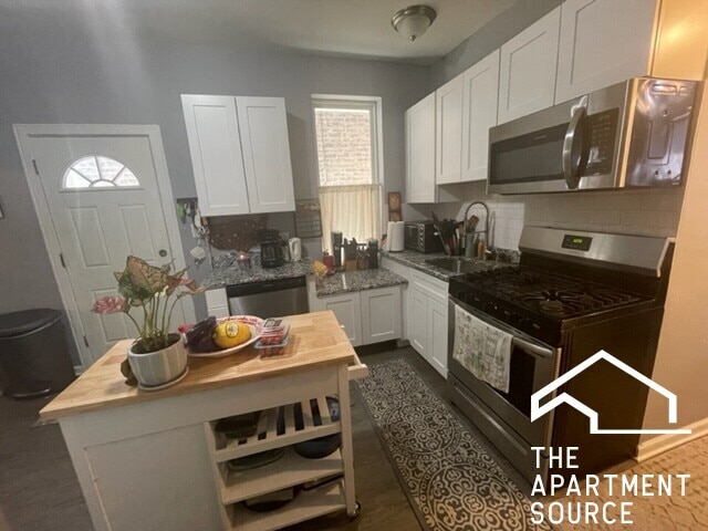 Foto principal - 2120 W Cullerton St