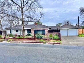Building Photo - 3601 Ardmore Rd