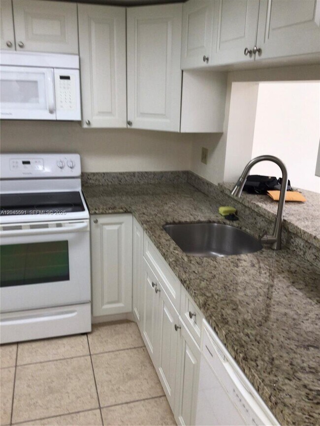 Foto del edificio - 10975 SW 107th St