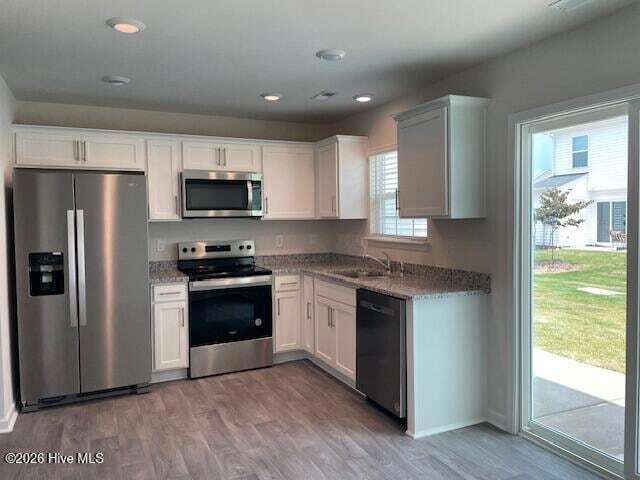 Building Photo - 4121 Laurel Rdg Dr