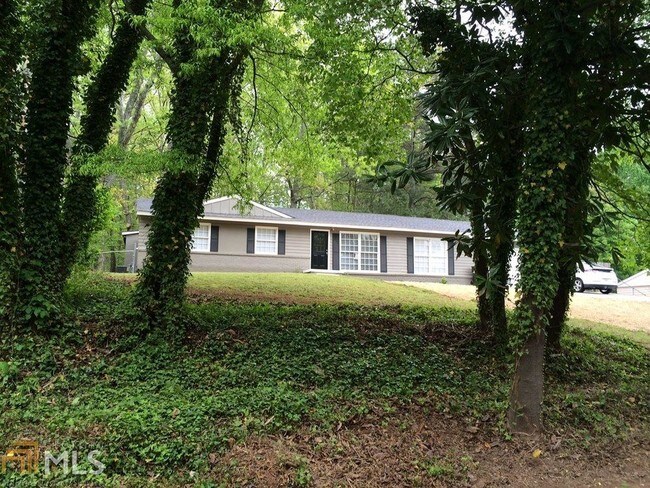 Building Photo - 408 Karen Dr