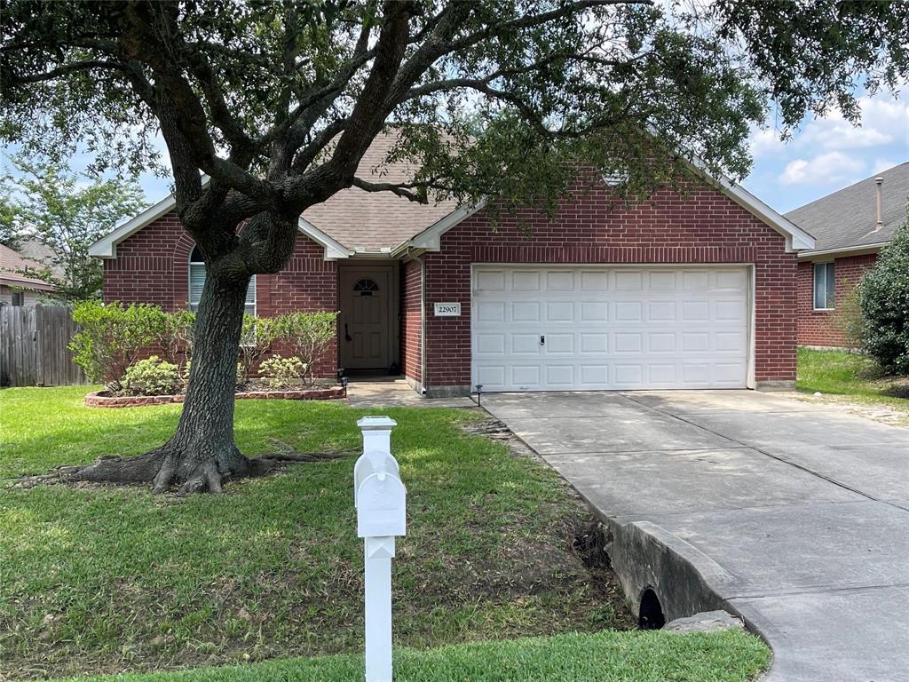 Foto principal - 22907 Sebastian Dr