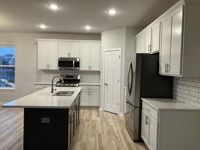 Foto del edificio - 993 Cascade Cir