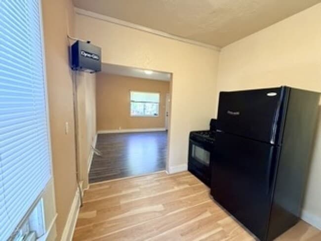 Foto del edificio - 817 Christiana St